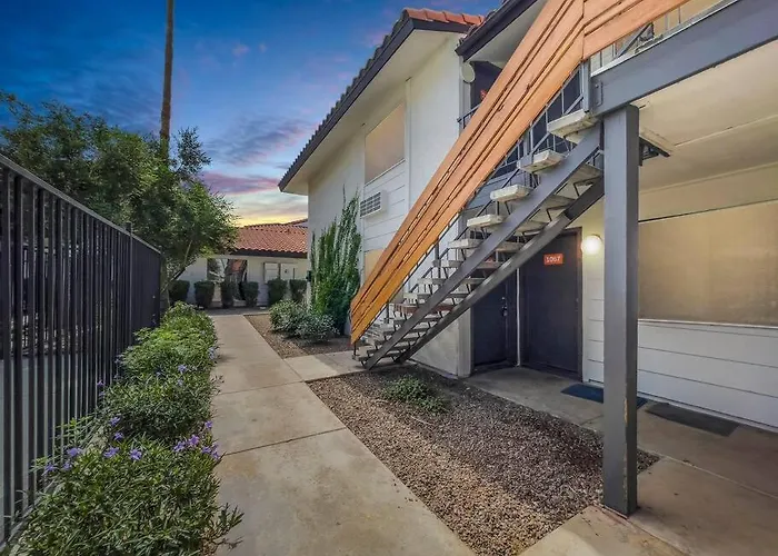 Updated With Pool - Close To Airport, Zoo, & Asu * Phoenix