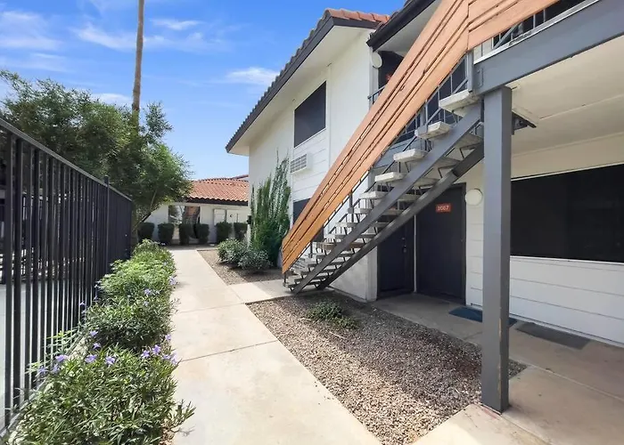 Updated With Pool - Close To Airport, Zoo, & Asu Apartment